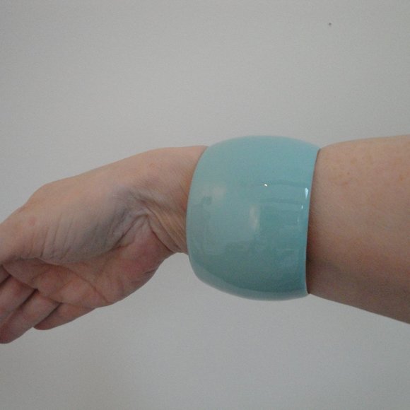 Metal Bangle - Picture 5 of 5